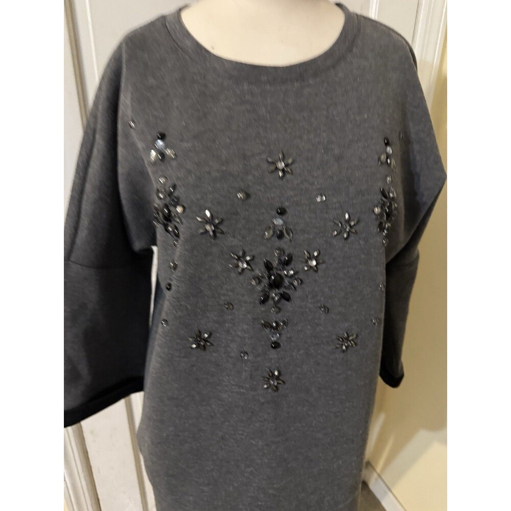 Ann Taylor LOFT Jeweled Charcoal Gray Women's Sweat Shirt Size Medium ( 8-10)